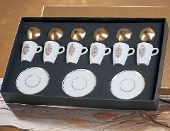 Фарфоровый кофейный набор на 6 персон